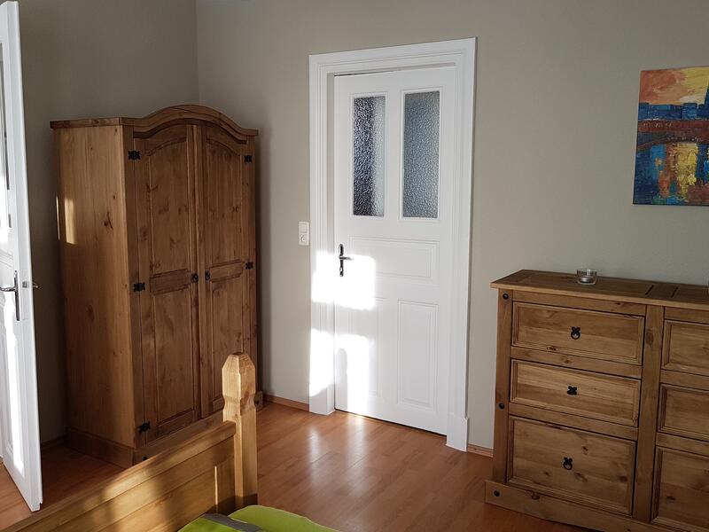 Schlafzimmer 1 (Doppelbett) – Wohnung A
